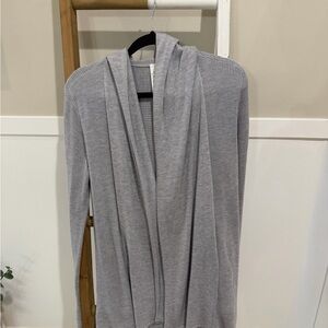 Lululemon Gray Women's Open shall Sweater